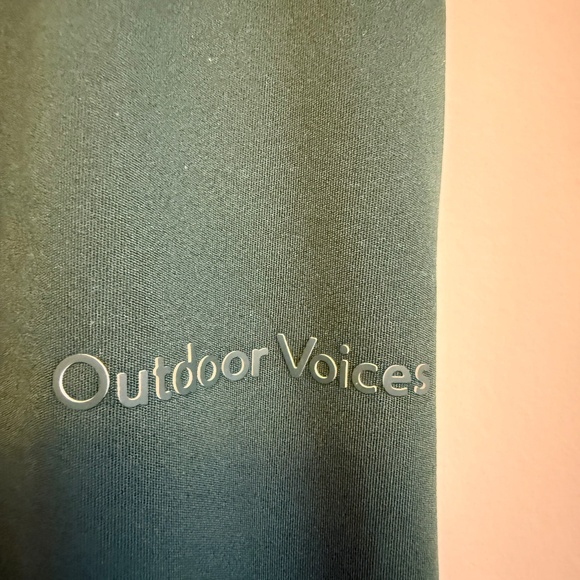 Sculpt Kneecap Legging in Pine by Outdoor Voices - Picture 6 of 6